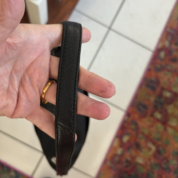 Rolf’s Shoulder bag genuine leather black front & back exterior pockets - Picture 13 of 17